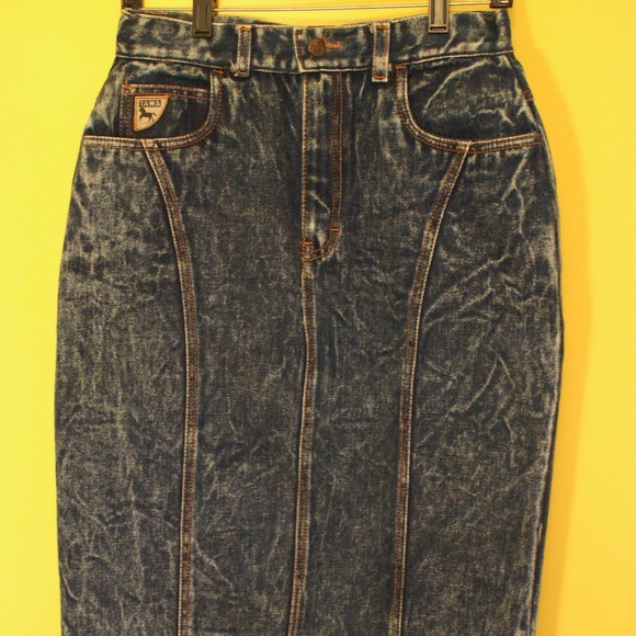 Vintage Dresses & Skirts - 80s 90s Vintage Acid washed denim jean skirt